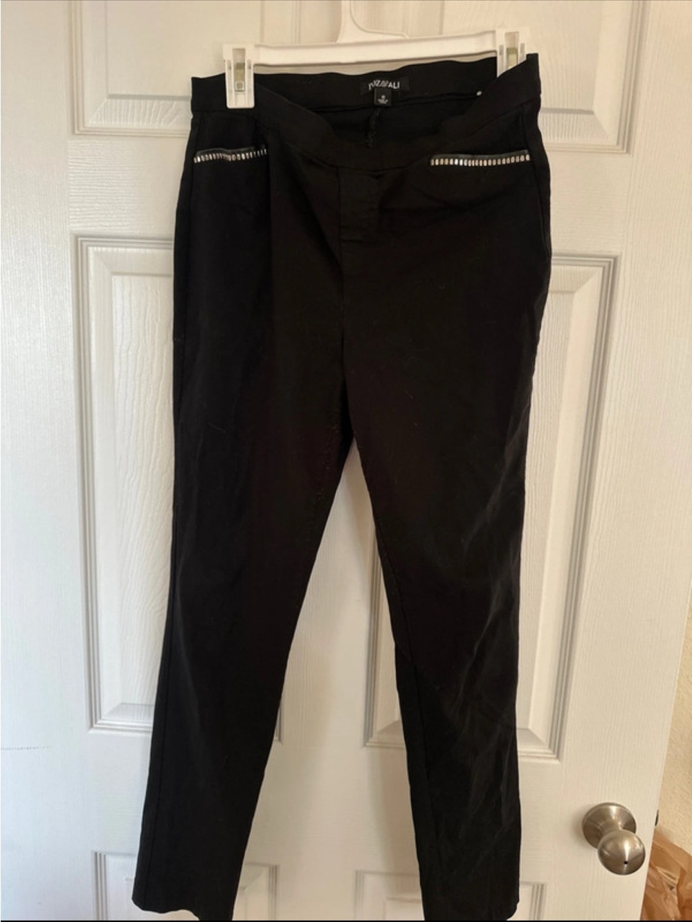 Roz & Ali Black Women's Slim Pants with Zip-Trim Pockets